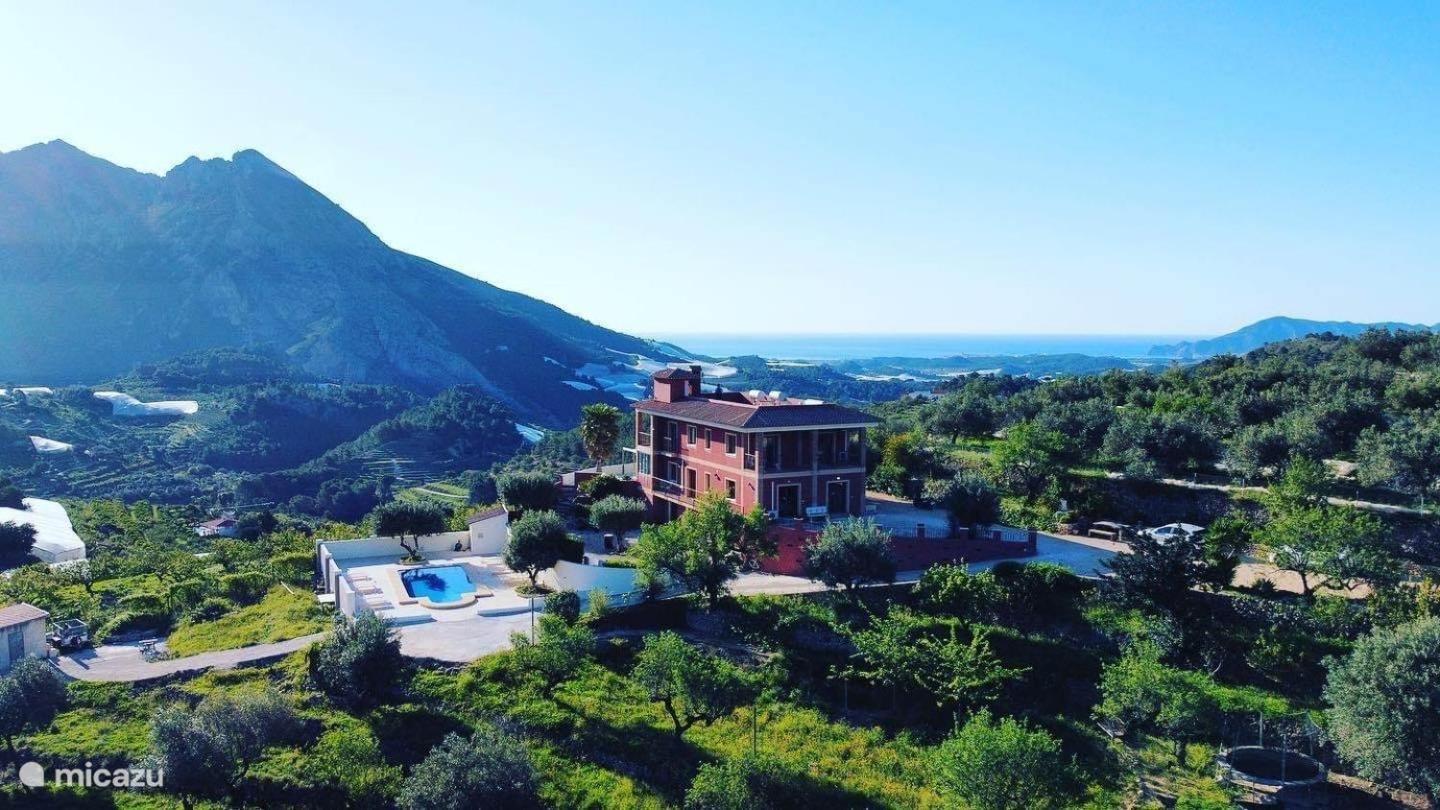 Finca Oliva Bolulla Exteriér fotografie